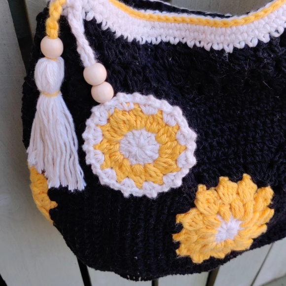 Handmade Crochet Mini Hand Bag - Picture 9 of 12